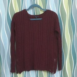 AE pretty lightweight sweater